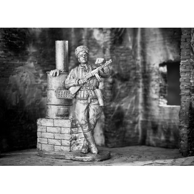 Боец у печки, 1942 г.
