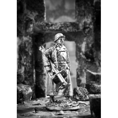 Немецкий солдат с Panzerschreck