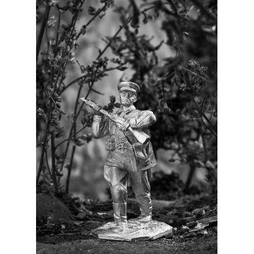 Пограничник с винтовкой, 1941 г.