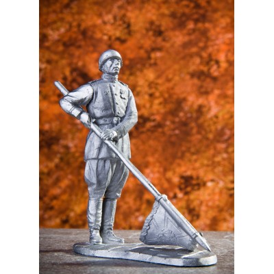 Рядовой РККА в парадной форме. Парад Победы 1945 г.