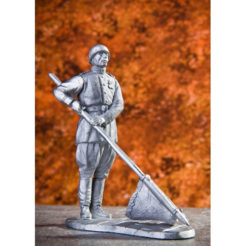 Рядовой РККА в парадной форме. Парад Победы 1945 г.