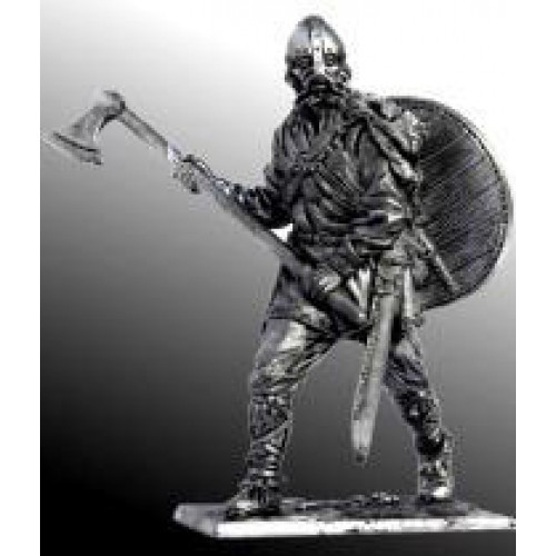 Викинг с топором, 9-10 вв