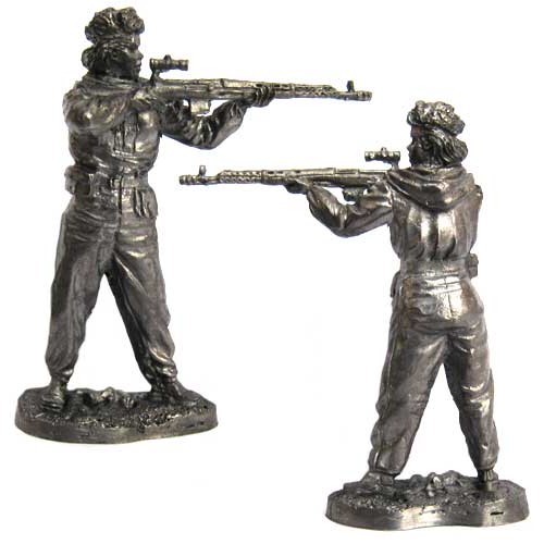 Снайпер РККА в зимнем камуфляже, 1943-1945 гг.