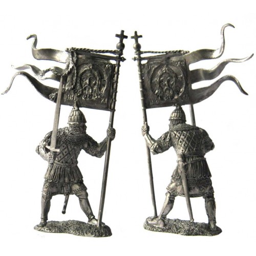 Русский дружинник-знаменосец, 14 век.