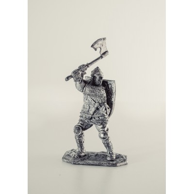 Дружинник с топором