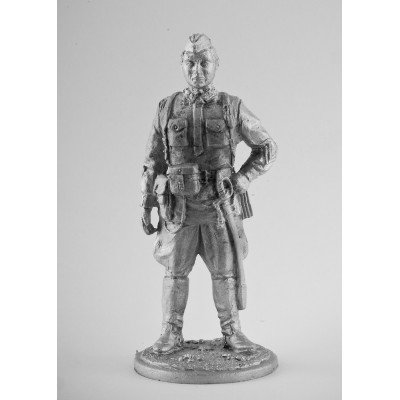 Лейтенант - командир артиллерийской батареи 48-й стрелковой дивизии (июнь 1941 года)