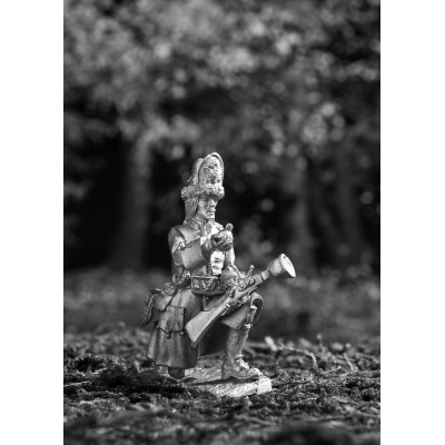 Гренадер Семеновского полка с ручной мортиркой 1709-12 год