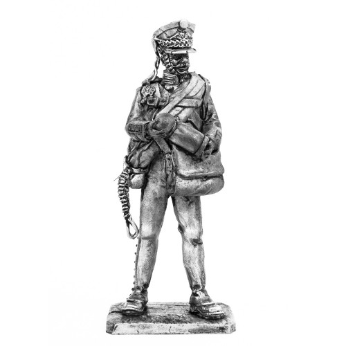 Артиллерист гвардейской пешей артиллерии, с зарядной сумкой. 1812 год.