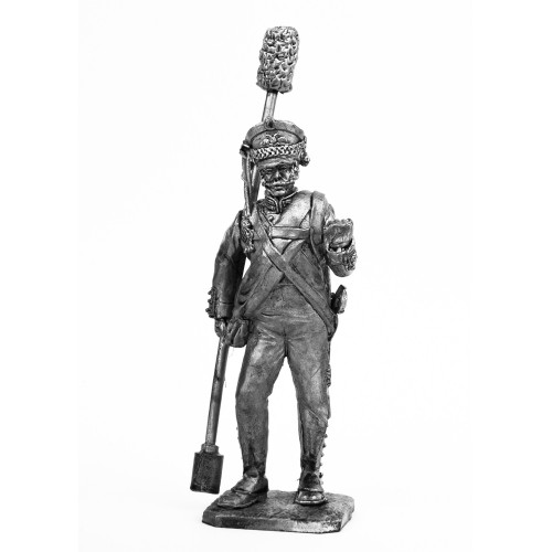 Артиллерист гвардейской пешей артиллерии. С банником. 1812 г.