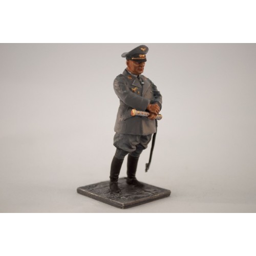 Ге́рман Вильге́льм Ге́ринг  маршал авиации 1939-1945 гг