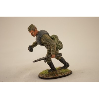 Командир расчета 45 мм орудия, 1944 г.