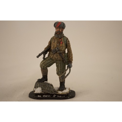 Партизан с миной-"нахалкой", 1943 г.